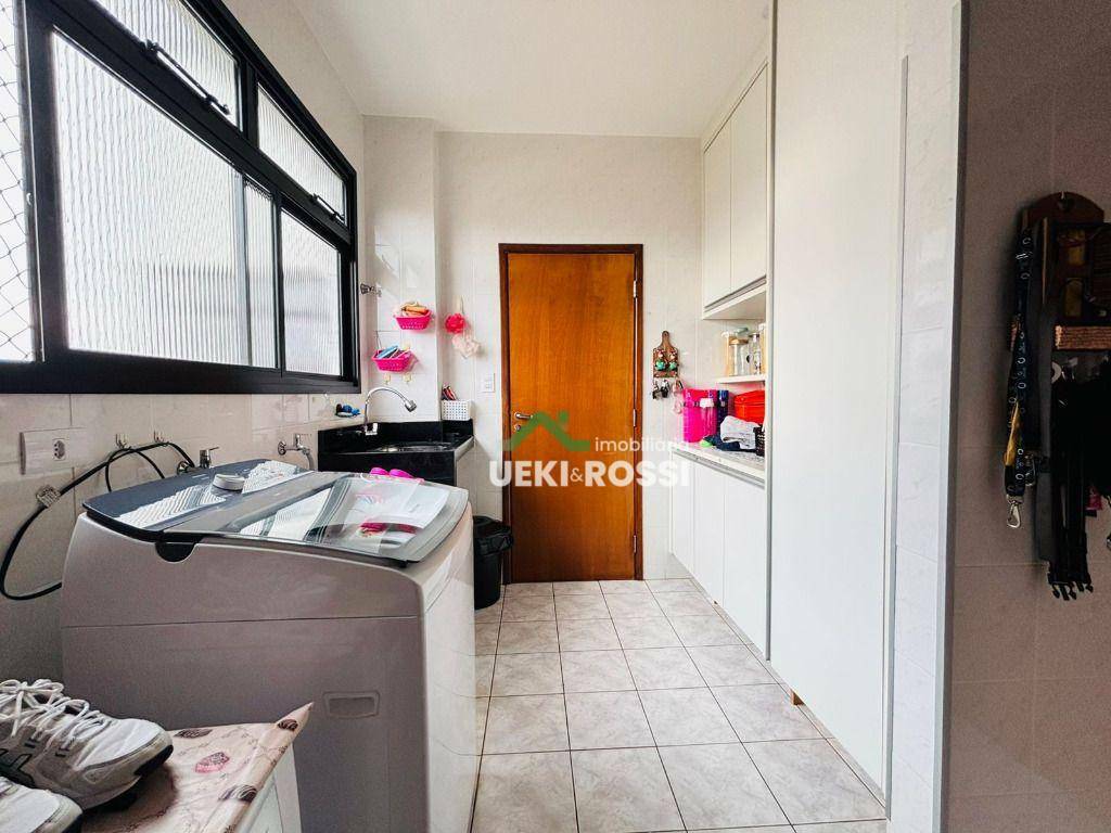 Apartamento à venda com 3 quartos, 138m² - Foto 19