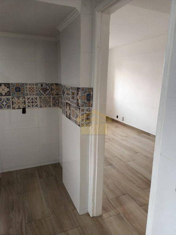 Apartamento à venda com 2 quartos, 60m² - Foto 12