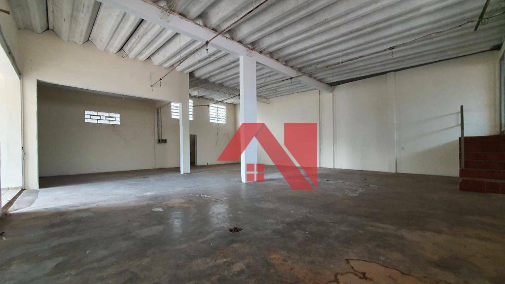 Casa à venda com 3 quartos, 130m² - Foto 16