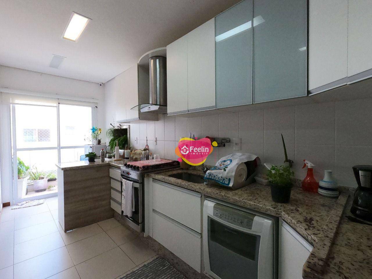 Apartamento à venda com 3 quartos, 182m² - Foto 5