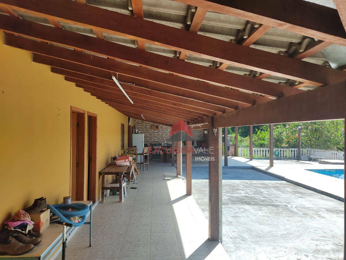 Chácara à venda com 6 quartos, 350m² - Foto 15