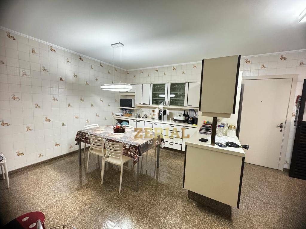 Apartamento à venda com 3 quartos, 177m² - Foto 9