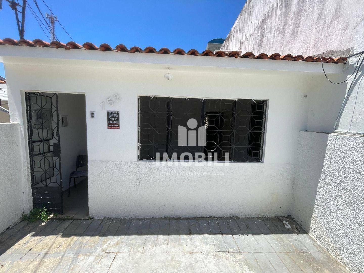 Casa à venda com 3 quartos, 130m² - Foto 1