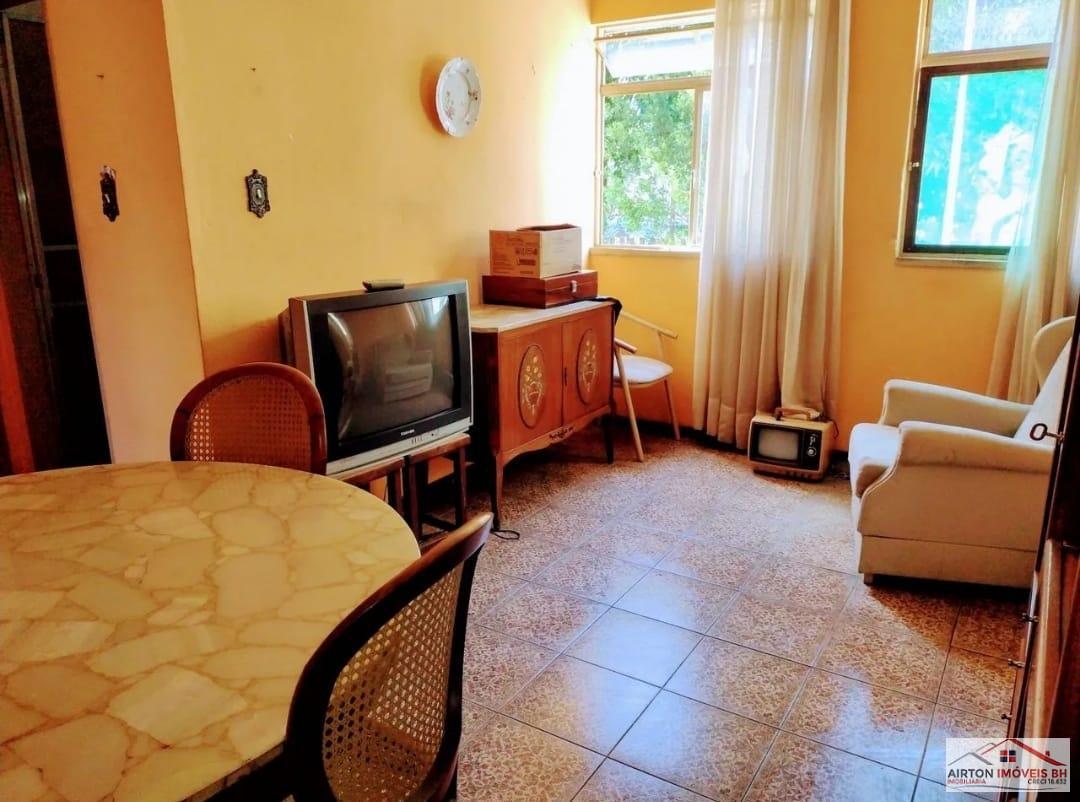 Apartamento à venda com 2 quartos, 60m² - Foto 1