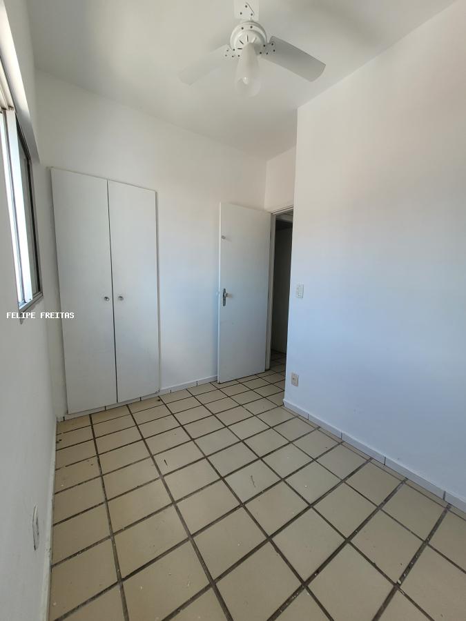 Apartamento à venda com 3 quartos, 76m² - Foto 29