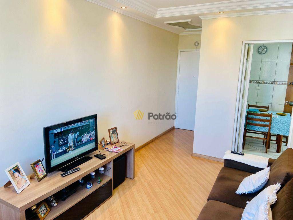 Apartamento à venda com 2 quartos, 82m² - Foto 2