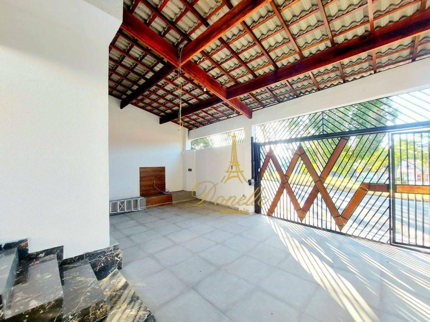 Casa à venda com 3 quartos, 140m² - Foto 3