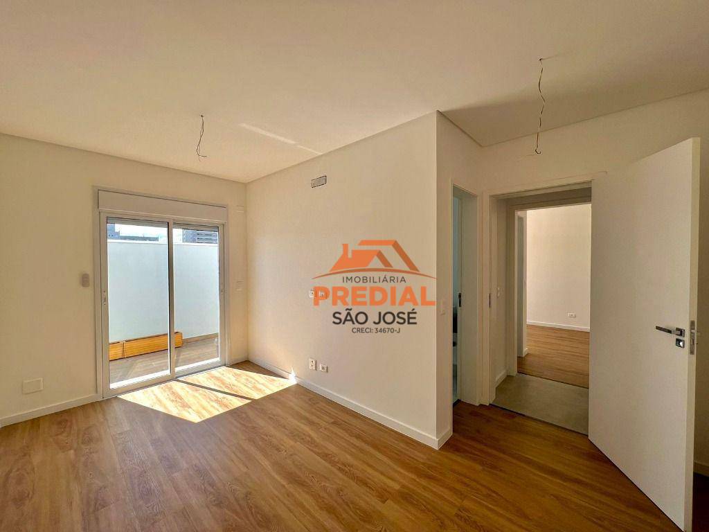 Casa de Condomínio à venda com 4 quartos, 263m² - Foto 15