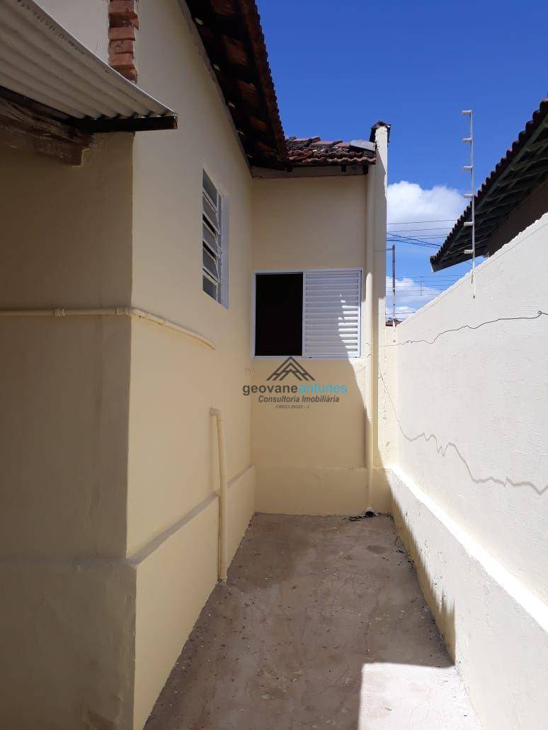 Casa à venda com 3 quartos, 180m² - Foto 7