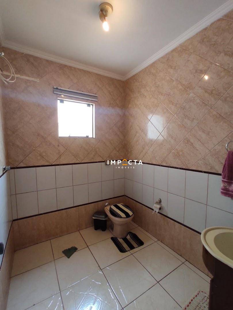 Casa à venda com 3 quartos, 200m² - Foto 8