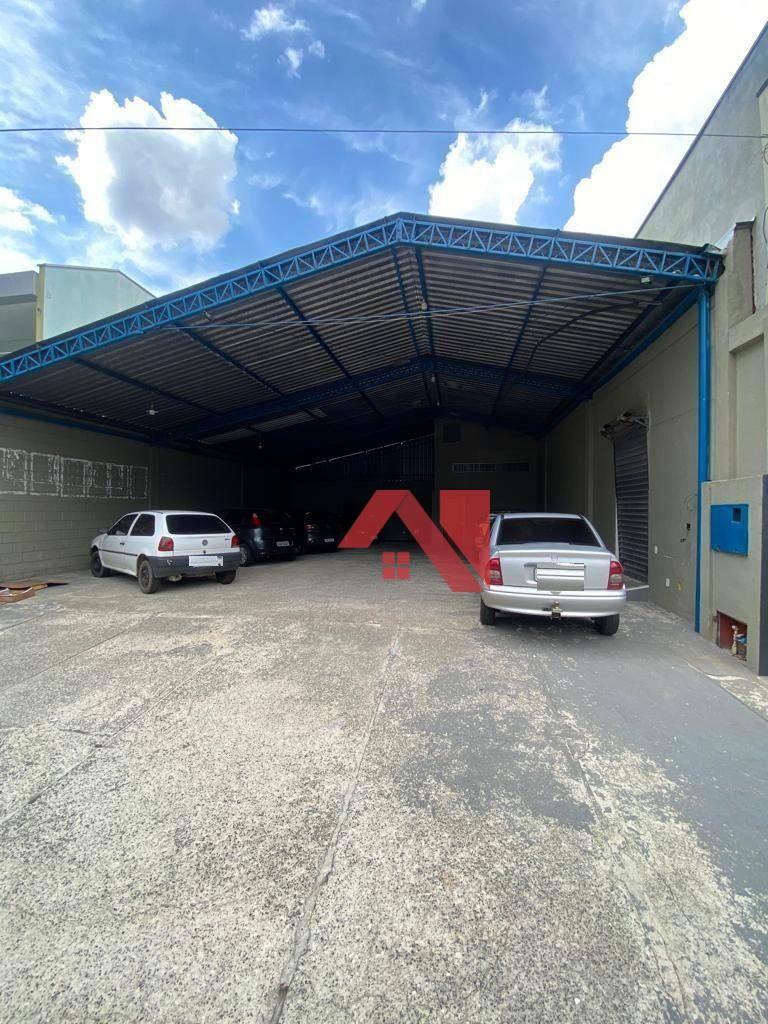 Depósito-Galpão-Armazém para alugar, 300m² - Foto 1