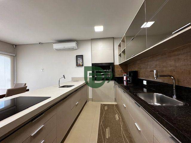 Casa à venda com 3 quartos, 310m² - Foto 9