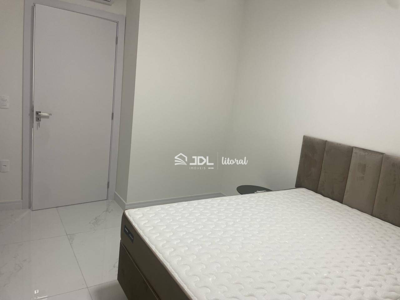 Apartamento à venda com 2 quartos, 69m² - Foto 7