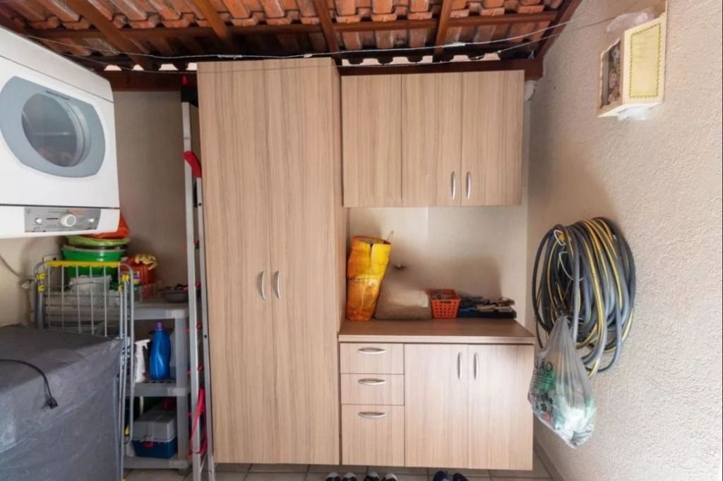 Sobrado à venda com 2 quartos, 121m² - Foto 41