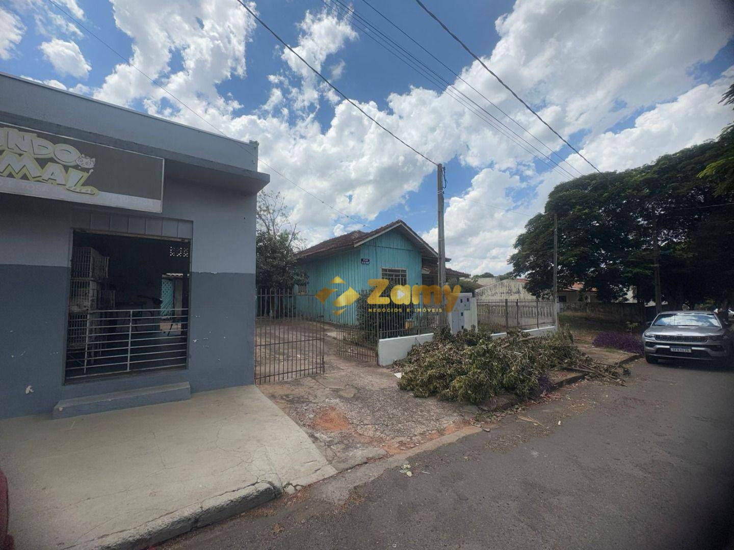 Sobrado à venda com 3 quartos, 212m² - Foto 2