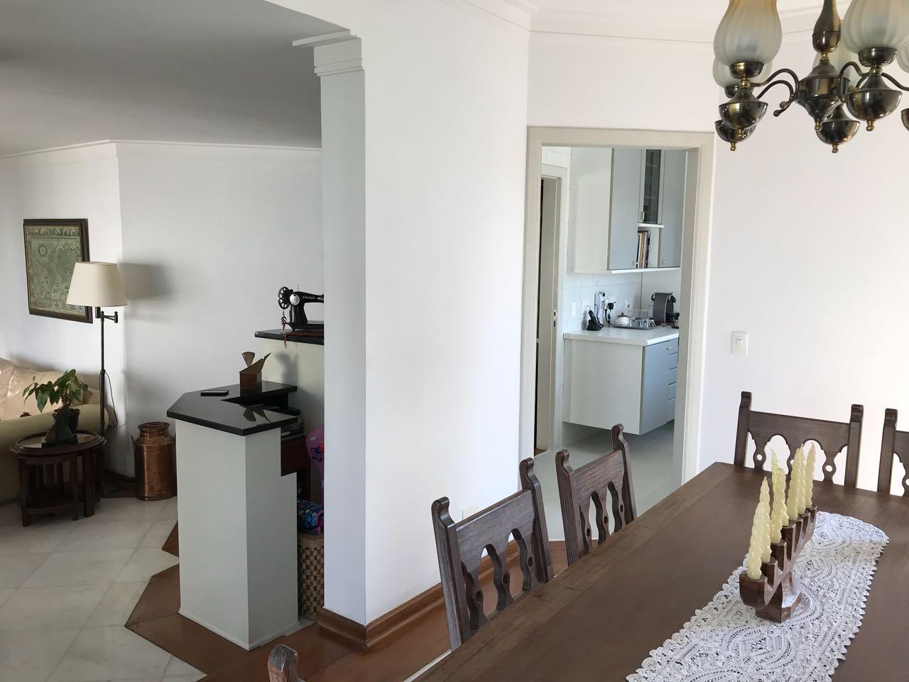 Apartamento à venda com 3 quartos, 172m² - Foto 3