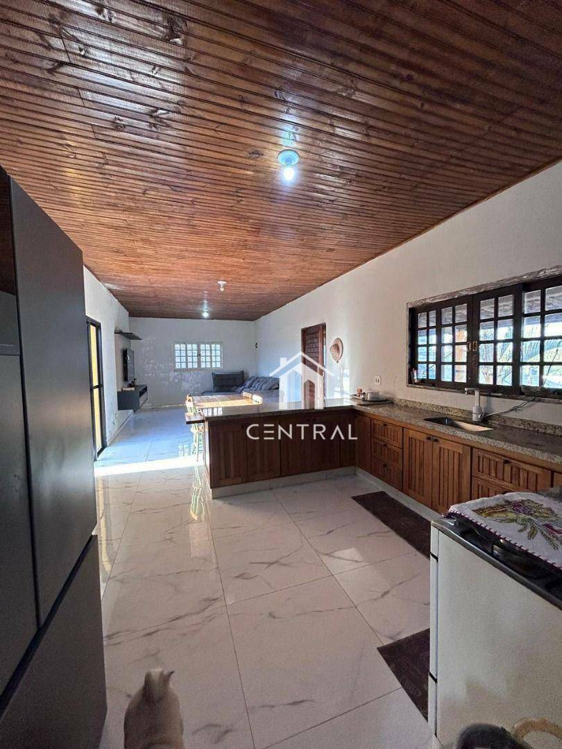 Chácara à venda com 4 quartos, 140m² - Foto 7