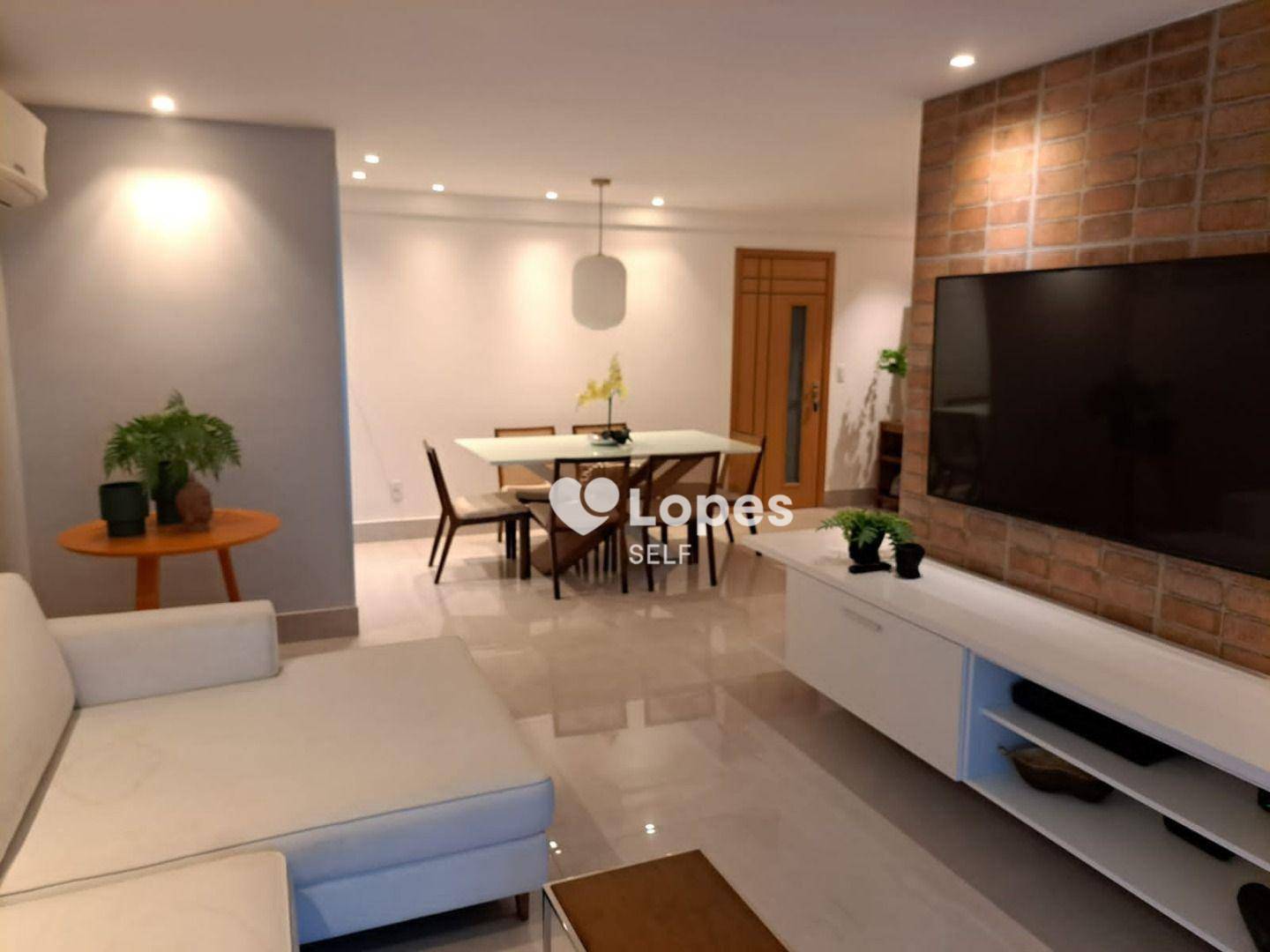 Apartamento à venda com 4 quartos, 181m² - Foto 2