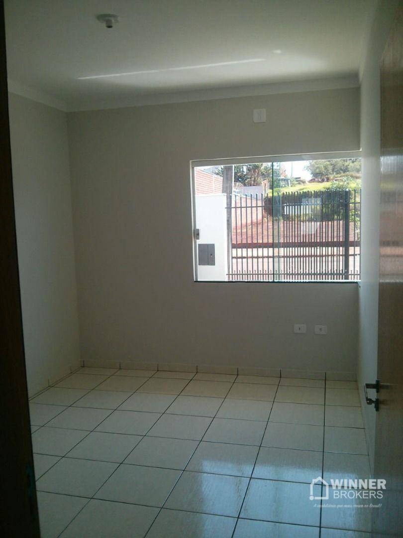 Casa para alugar com 2 quartos, 65m² - Foto 8