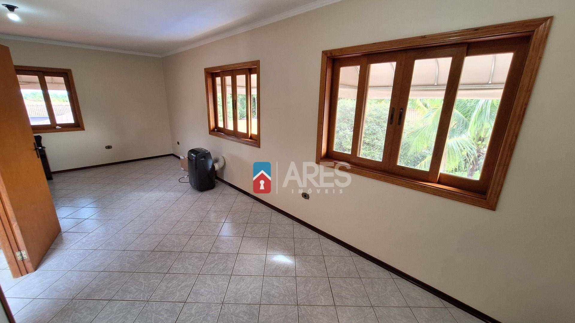 Casa à venda com 3 quartos, 600m² - Foto 23