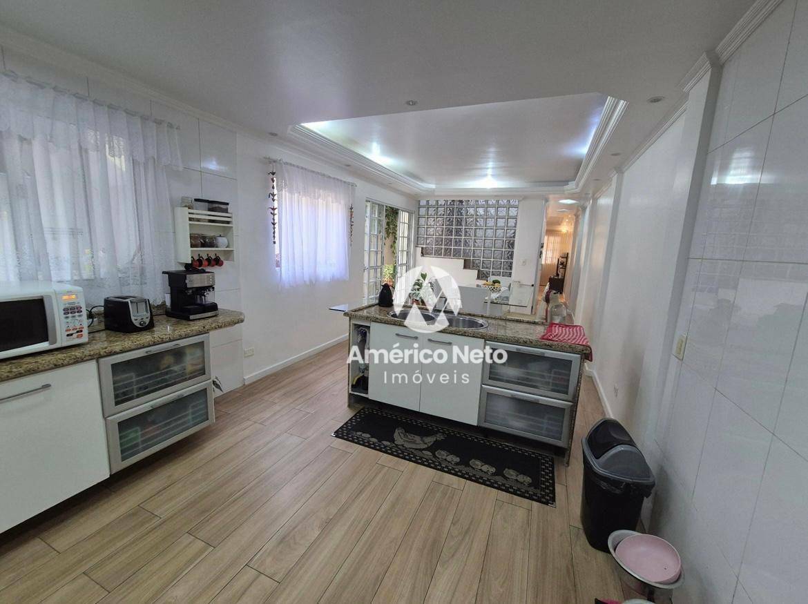 Sobrado à venda com 3 quartos, 183m² - Foto 11