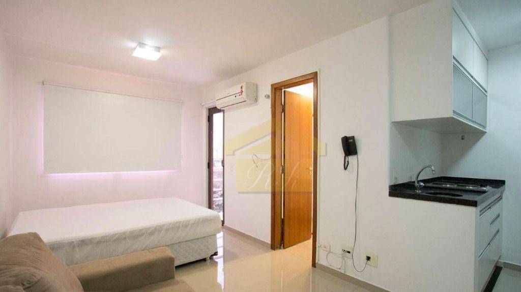 Apartamento à venda com 1 quarto, 30m² - Foto 2