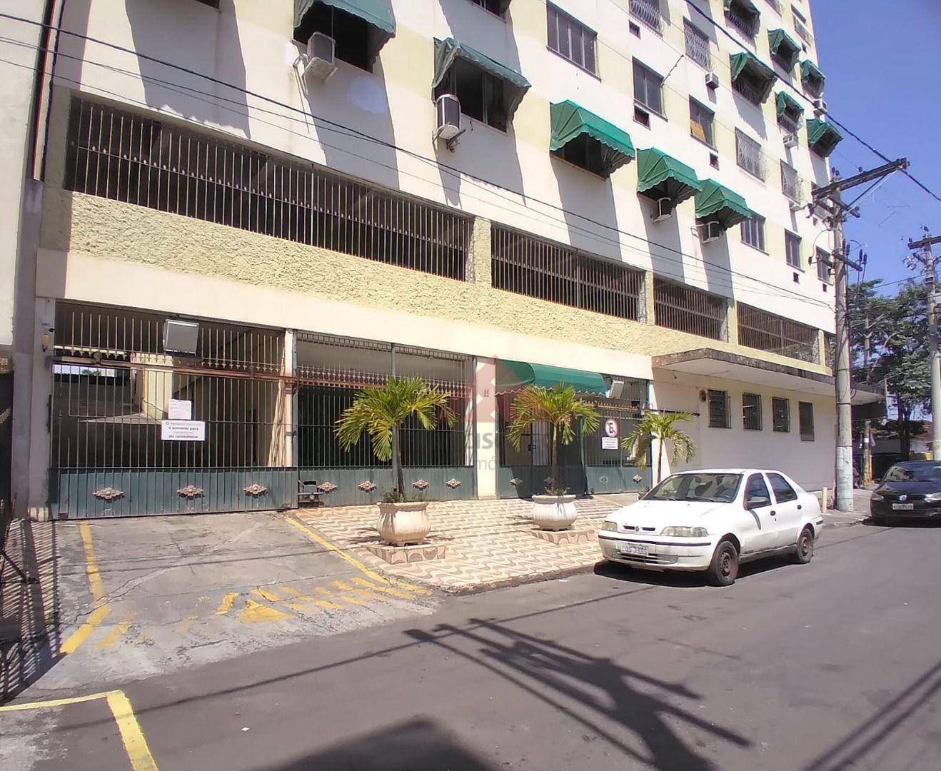 Apartamento à venda com 2 quartos, 70m² - Foto 19