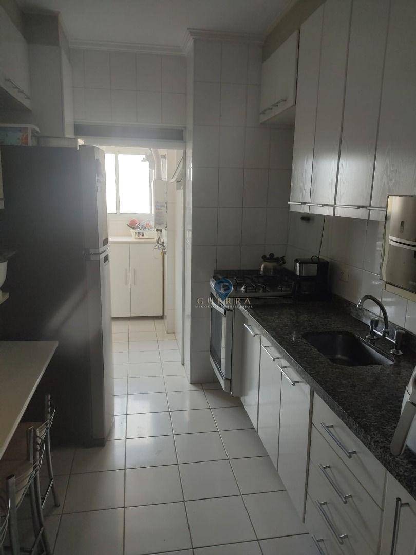 Apartamento à venda com 3 quartos, 79m² - Foto 10