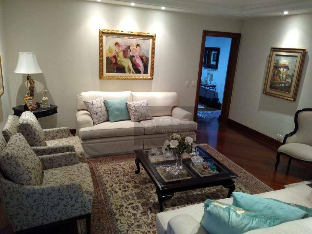 Apartamento à venda com 3 quartos, 260m² - Foto 1