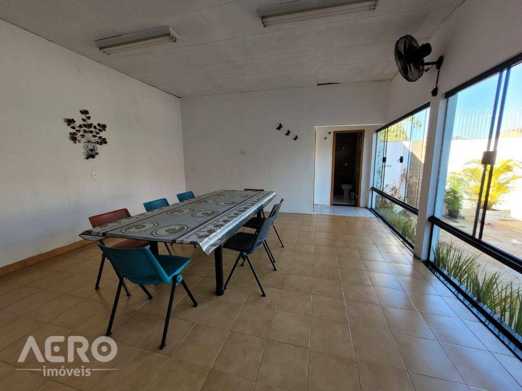 Casa à venda com 3 quartos, 263m² - Foto 45