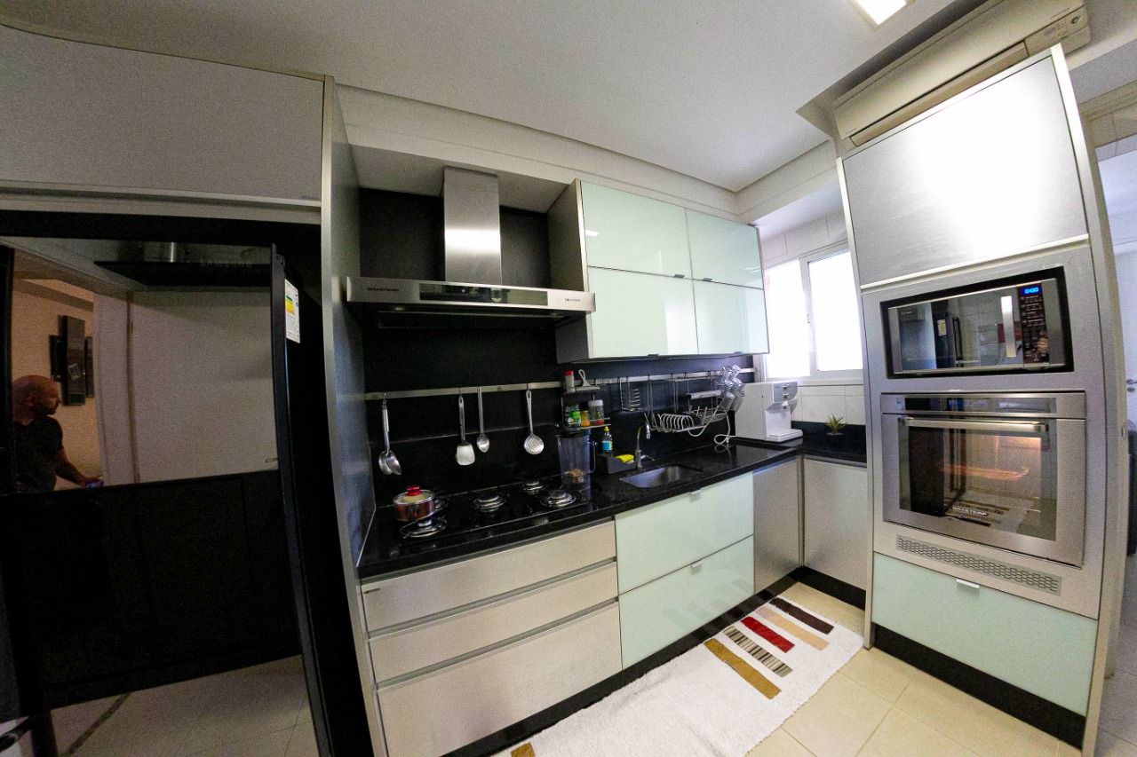 Apartamento à venda com 3 quartos, 128m² - Foto 5