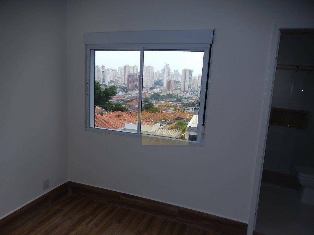 Sobrado à venda com 4 quartos, 200m² - Foto 6