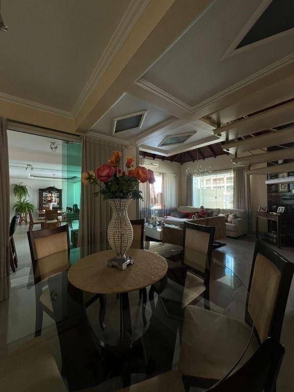 Casa para alugar com 3 quartos, 135m² - Foto 37
