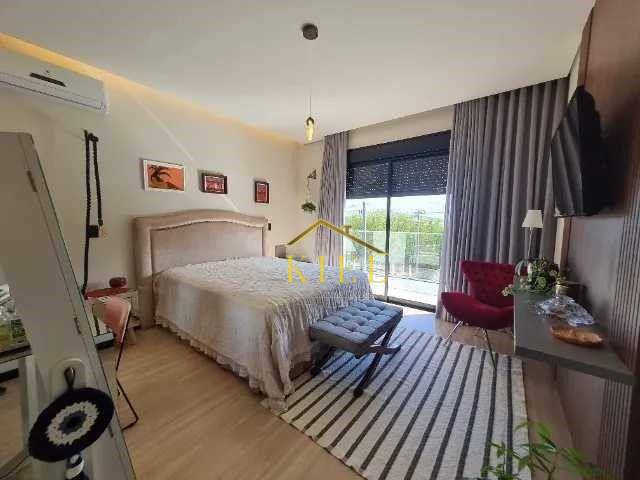 Casa de Condomínio à venda com 3 quartos, 318m² - Foto 9