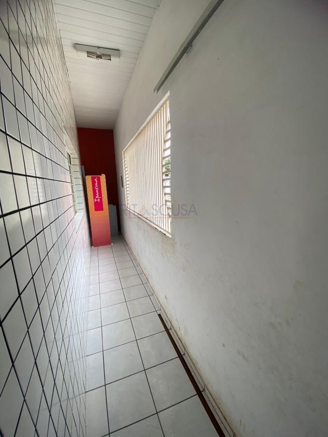 Casa à venda com 3 quartos, 100m² - Foto 4