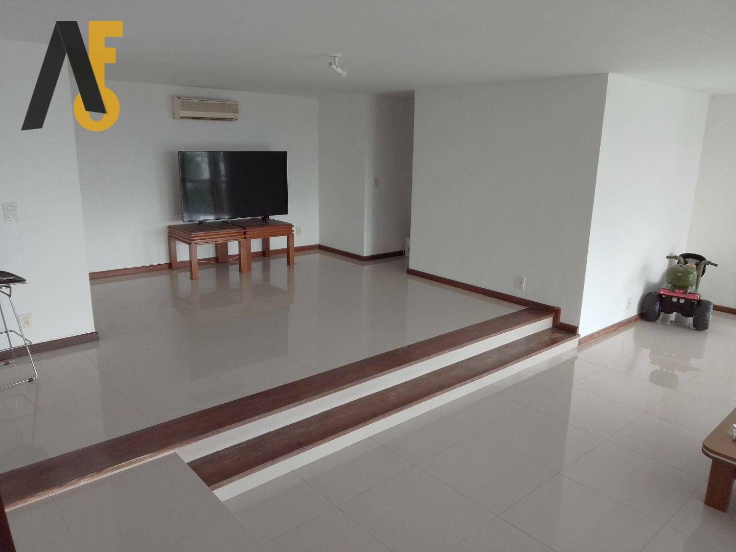 Casa de Condomínio à venda com 5 quartos, 715m² - Foto 30