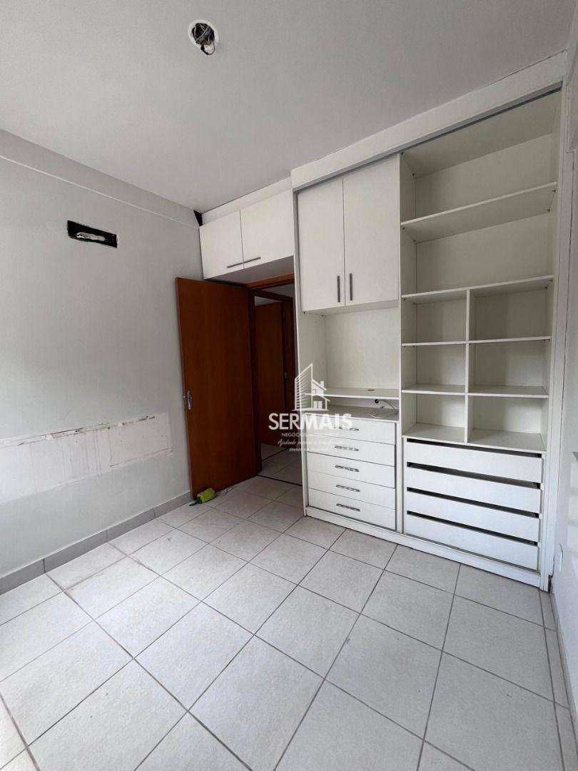 Apartamento à venda com 3 quartos, 84m² - Foto 4