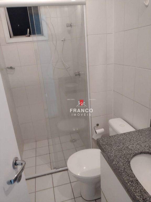 Apartamento para alugar com 3 quartos, 73m² - Foto 2