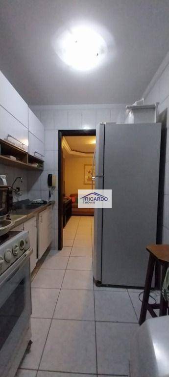 Apartamento à venda com 2 quartos, 55m² - Foto 9