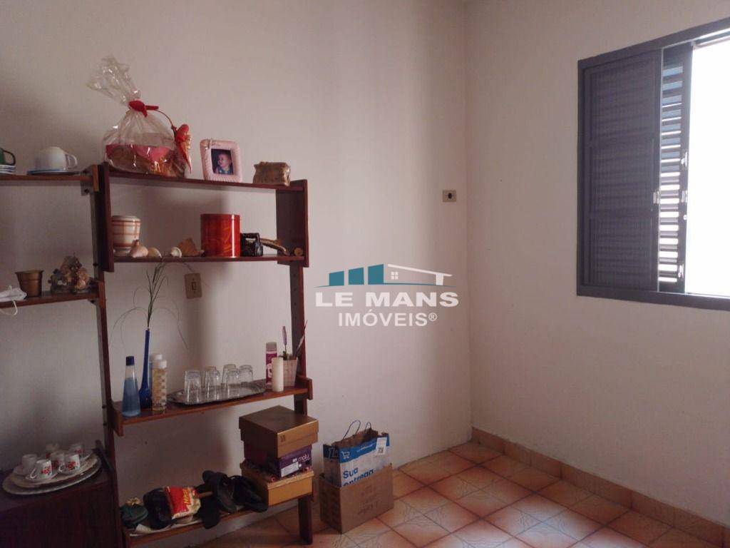 Casa à venda com 3 quartos, 145m² - Foto 13