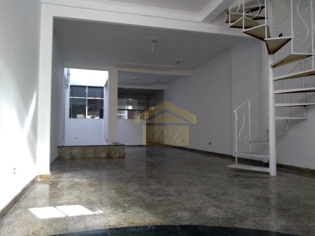 Sobrado à venda com 3 quartos, 226m² - Foto 3