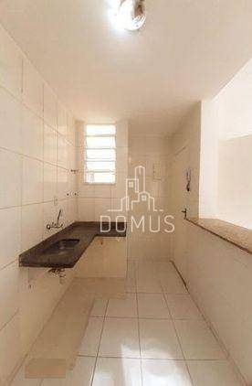 Apartamento à venda com 2 quartos, 69m² - Foto 11