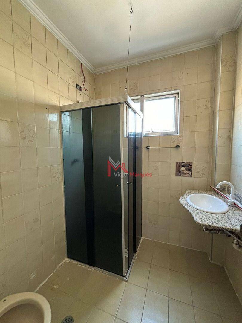 Cobertura para alugar com 3 quartos, 254m² - Foto 11