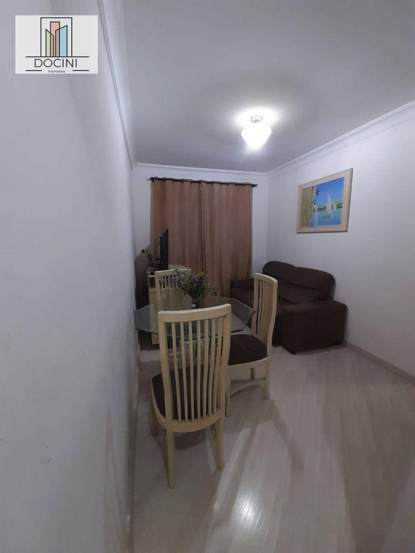 Apartamento à venda com 2 quartos, 60m² - Foto 12