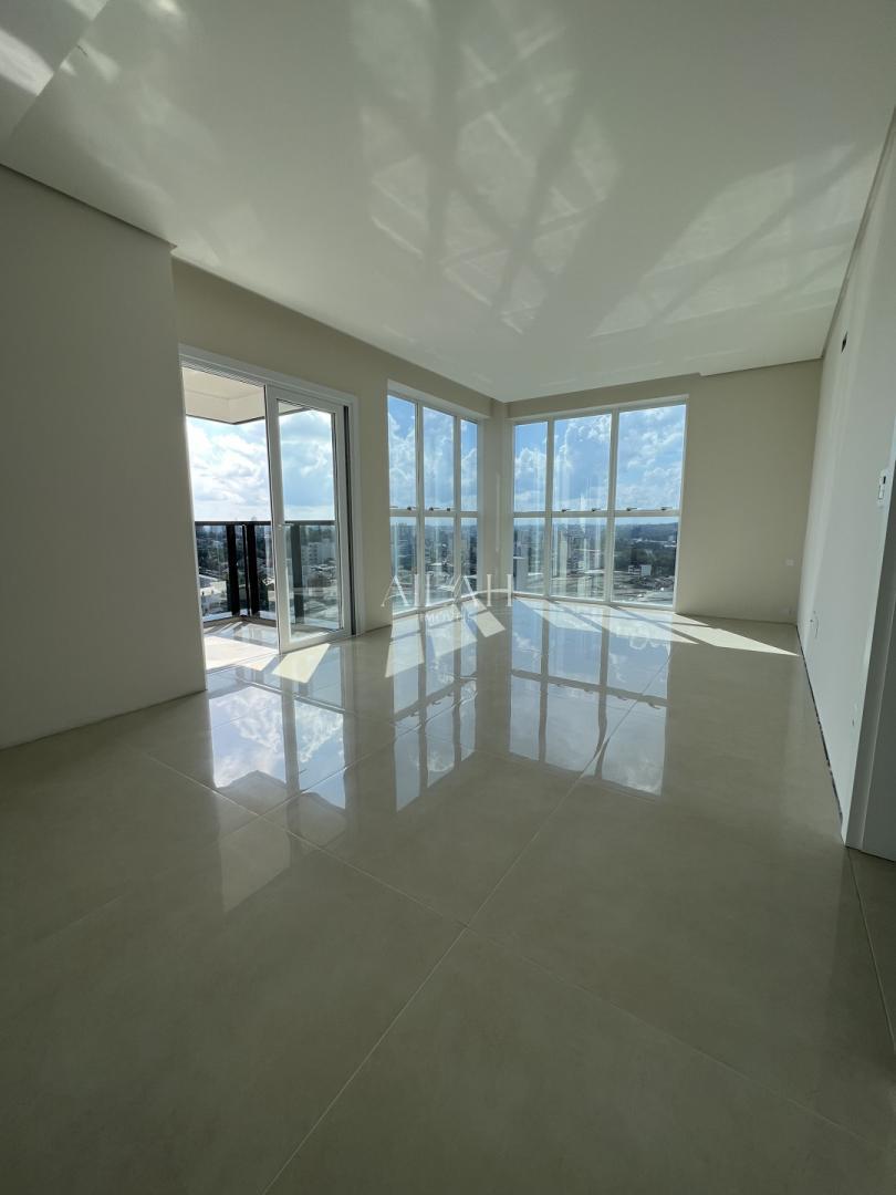 Apartamento à venda com 3 quartos, 223m² - Foto 17