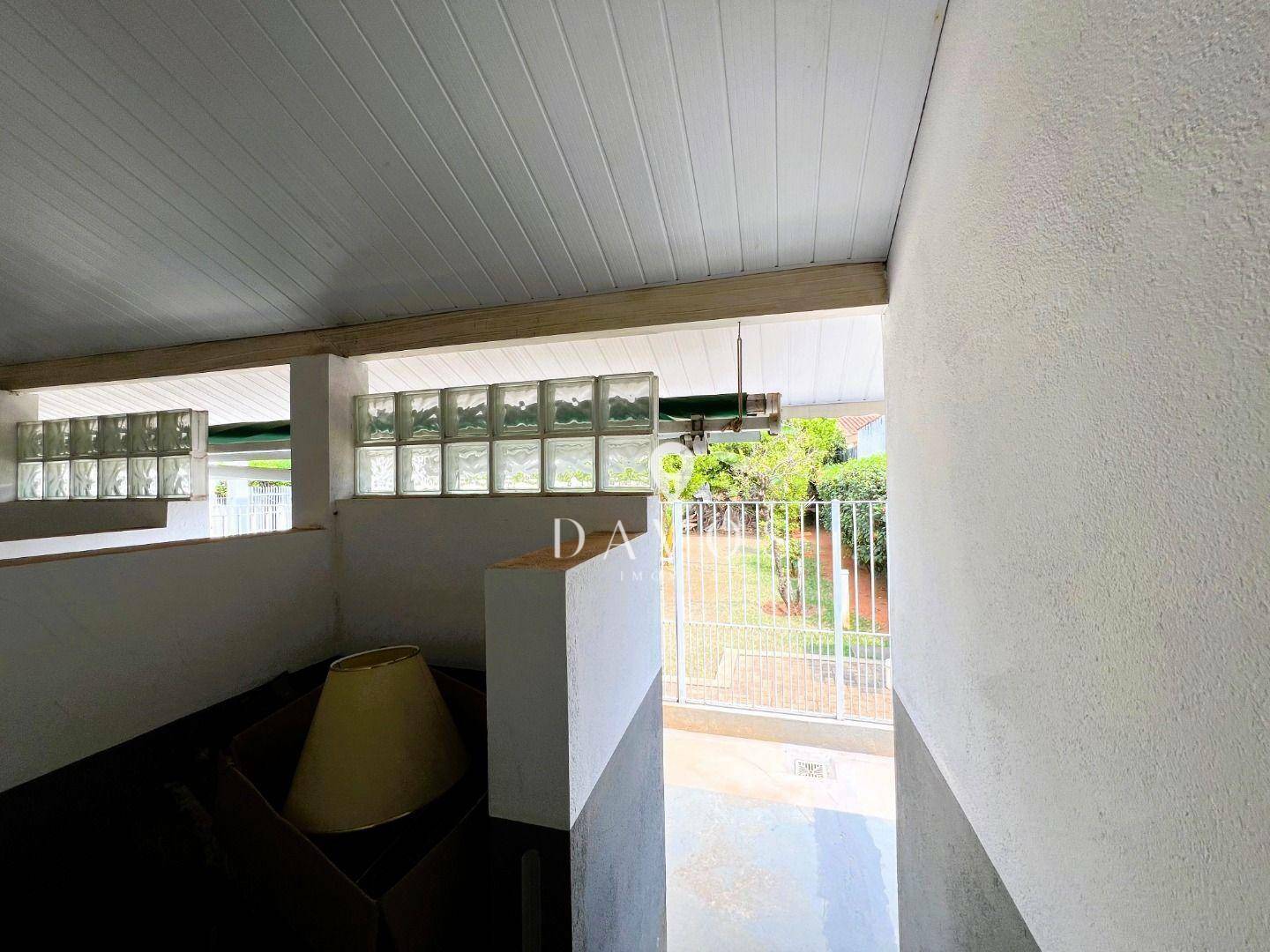 Casa à venda com 3 quartos, 318m² - Foto 37