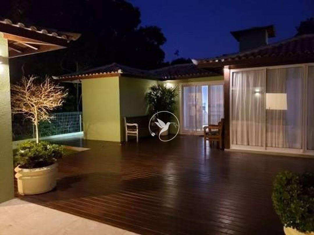 Casa de Condomínio à venda com 4 quartos, 260m² - Foto 5