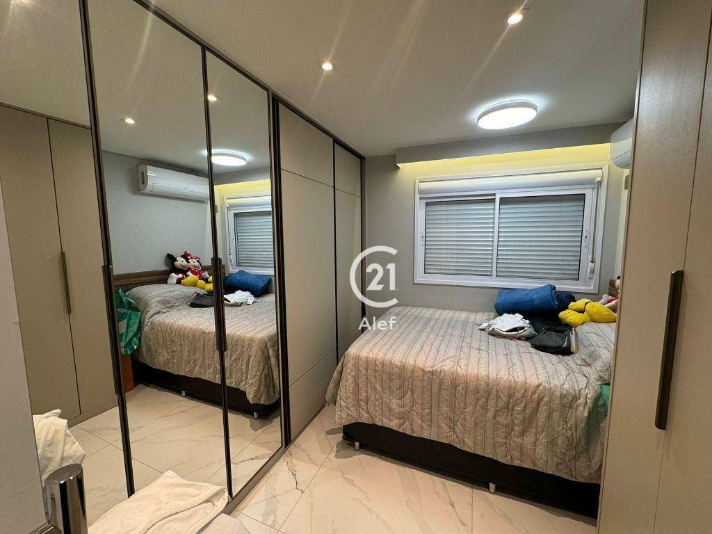 Apartamento à venda com 2 quartos, 79m² - Foto 18