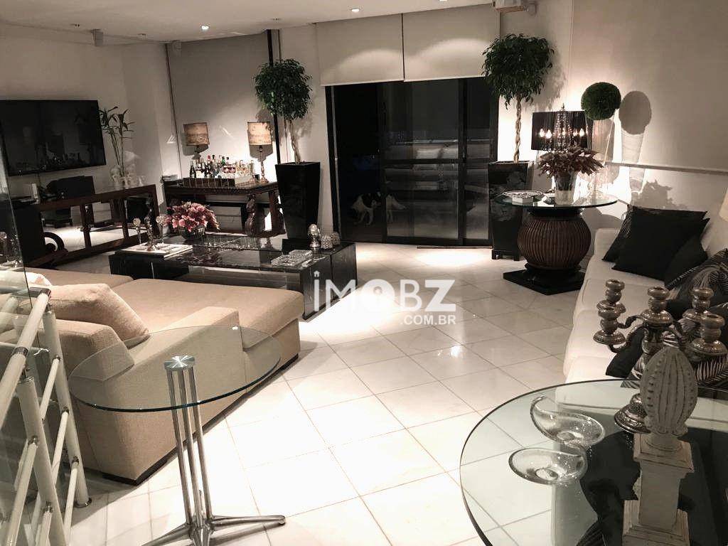 Cobertura à venda com 2 quartos, 320m² - Foto 1