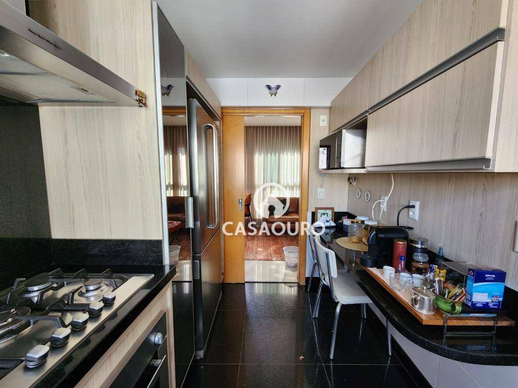 Apartamento à venda com 3 quartos, 113m² - Foto 18